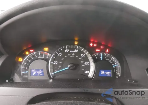 2012 Toyota Camry Se z USA, uszkodzony, nr VIN 4T1BF1FK2CU550248